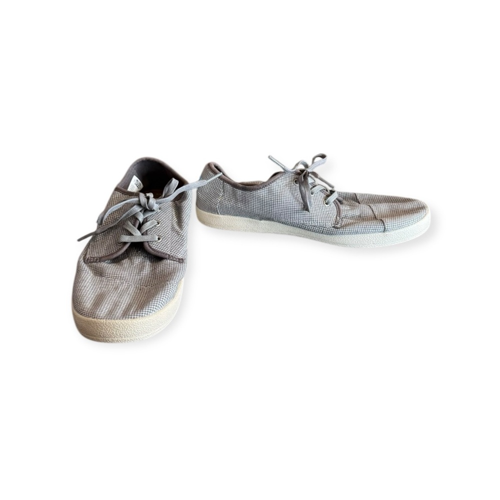 TOMS shoes lace up shoes Sz 9 gray